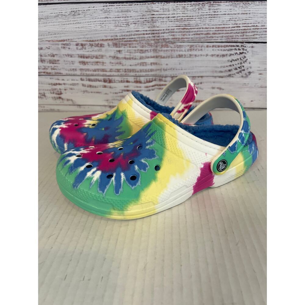 Crocs Classic Lined
Clog J2 Tie Dye
Durable Croslite UNISEX